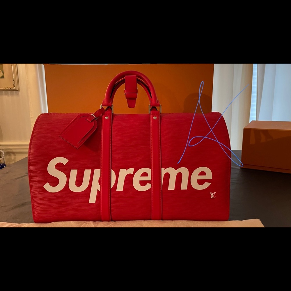 NWT 2017 Louis Vuitton x Supreme Keepall 45 Red. Original owner from London, UK.